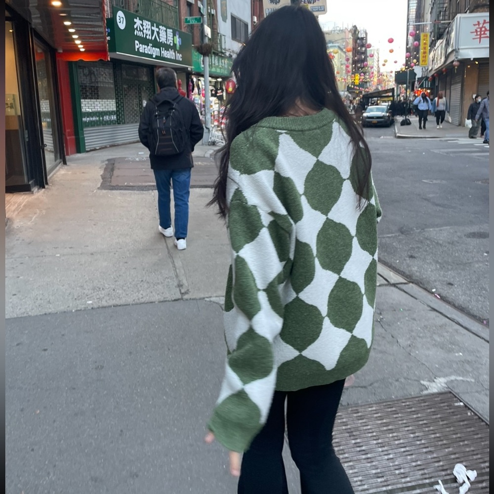 Source Unknown green sweater